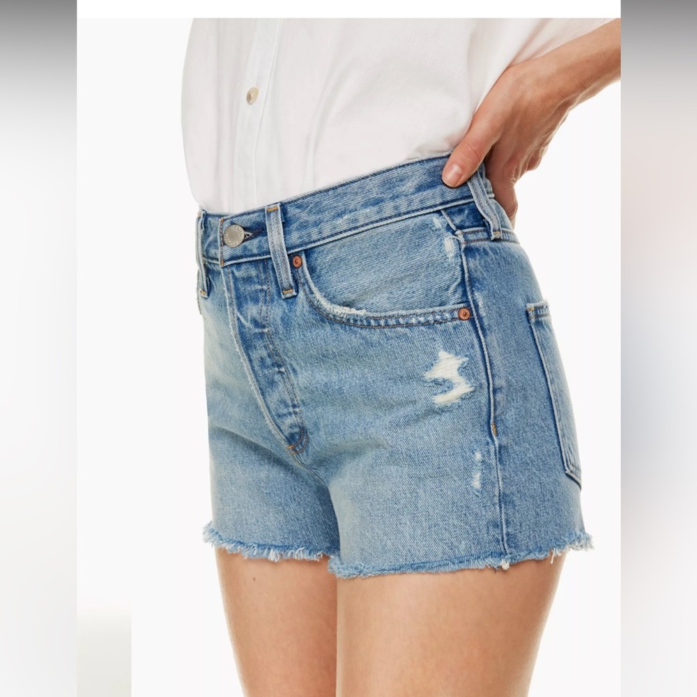 Denim Forum - Aritzia The Yoko Hi-Rise Jean Short - size 24